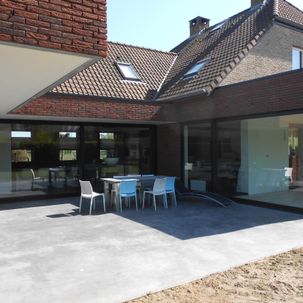 aluminium pui zwart
